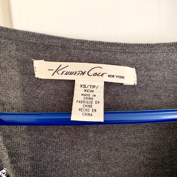 KENNETH COLE grey sequin top - Picture 3 of 7